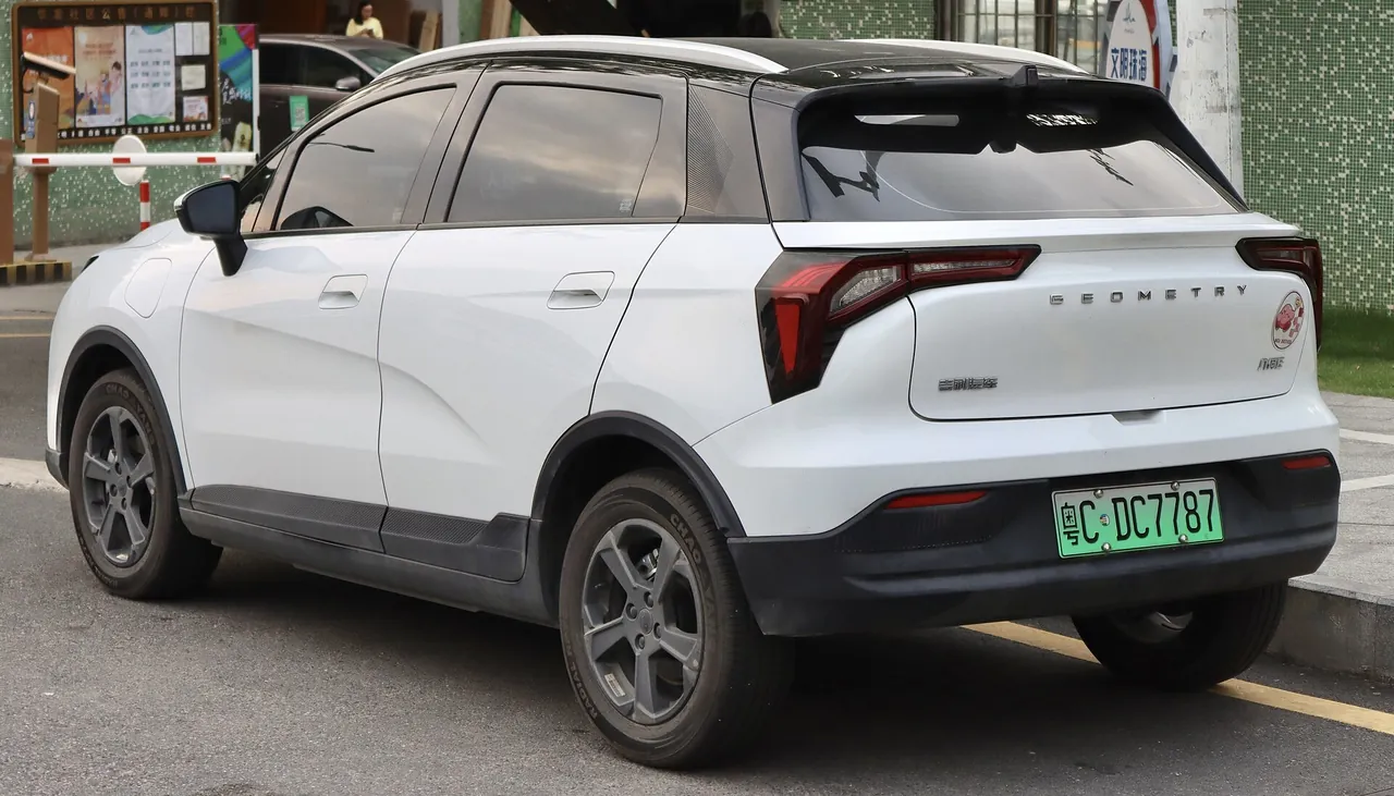 Geely Geometry E