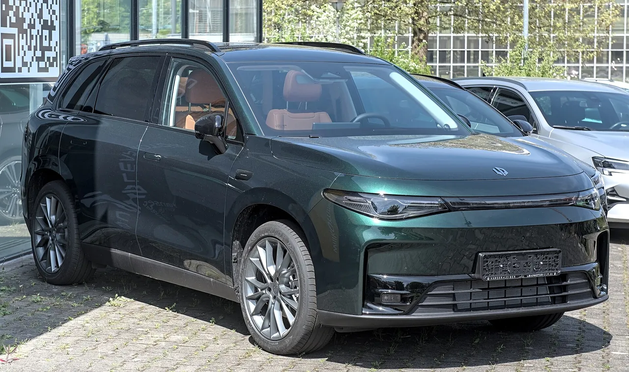Leapmotor C10