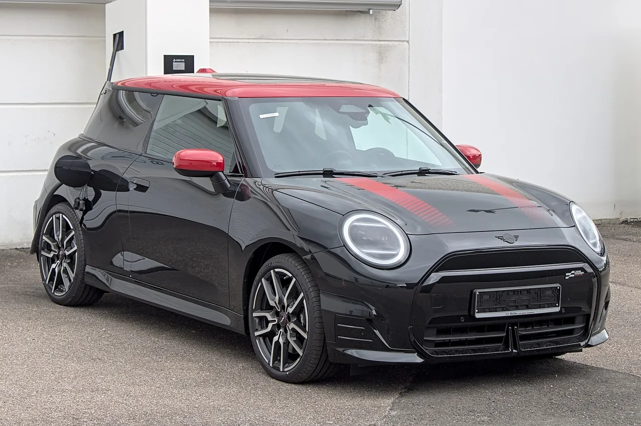 MINI JCW E