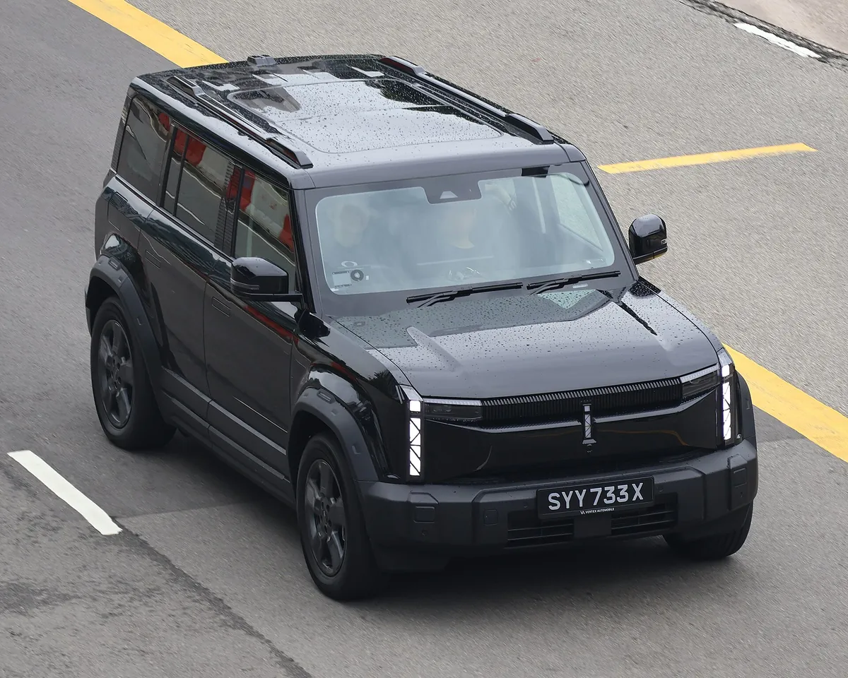 Omoda Jaecoo 6 Luxury 137 KW AT