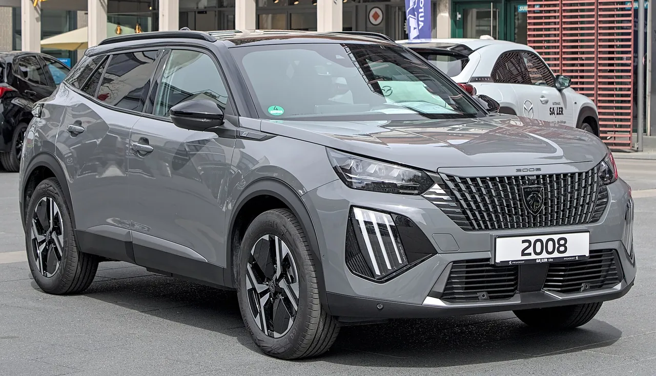 Peugeot e-2008 2026
